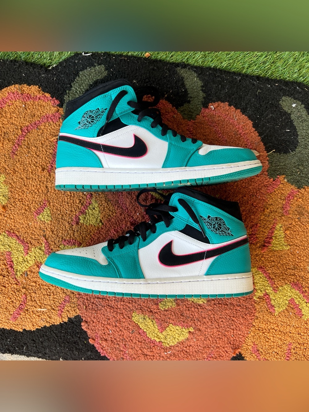 Air Jordan 1 Mid SE 'South Beach' 2018 Men’s Size 11